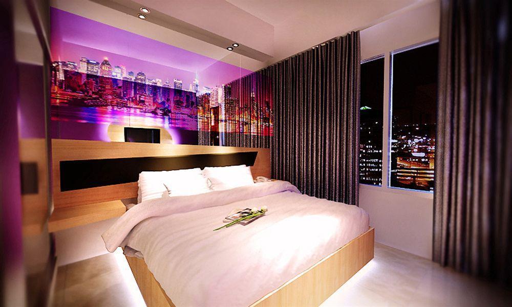 G Suites Hotel By Amithya Surabaia Exterior foto