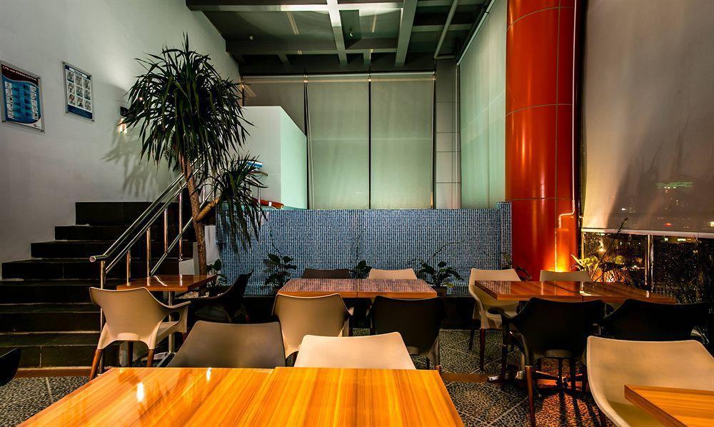 G Suites Hotel By Amithya Surabaia Exterior foto