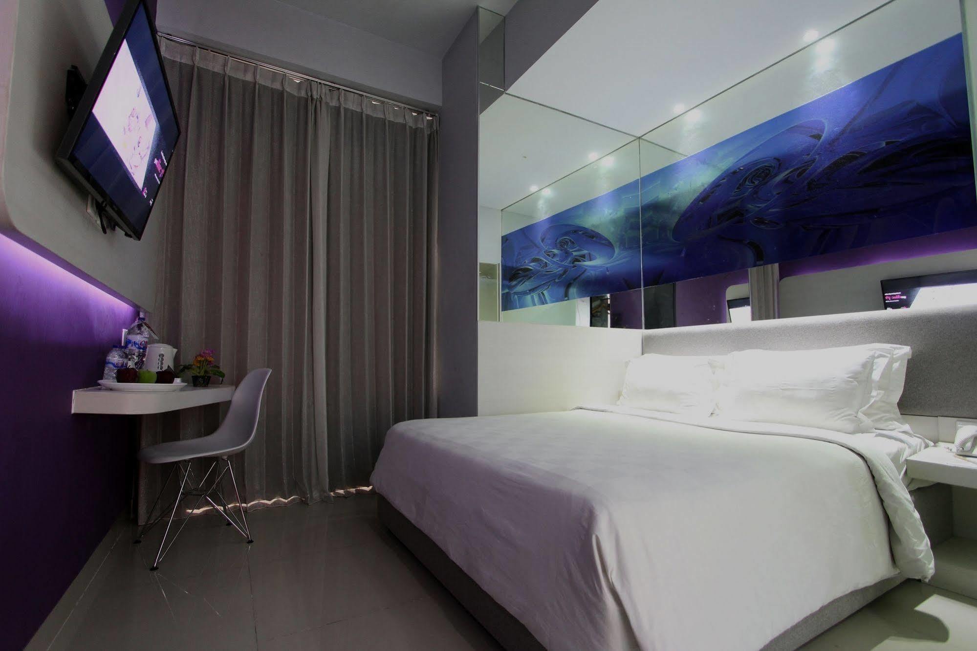 G Suites Hotel By Amithya Surabaia Exterior foto
